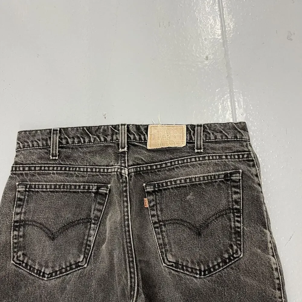 Levis measurements waist
